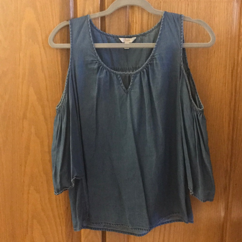 Woman’s top